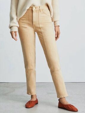 Everlane The Utility Cheeky Jean Beige